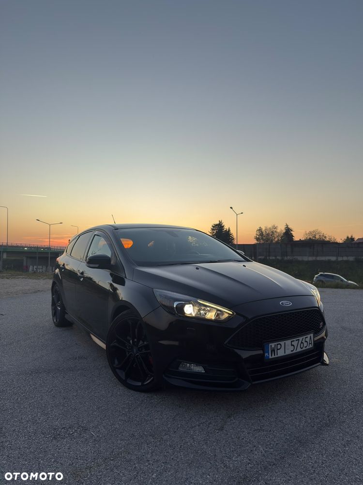 Ford Focus - 1