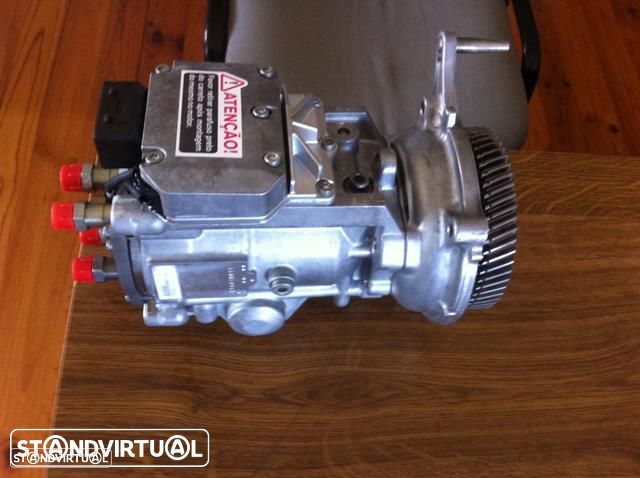 Bomba injectora bosch mitsubishi canter reconstruida - 1