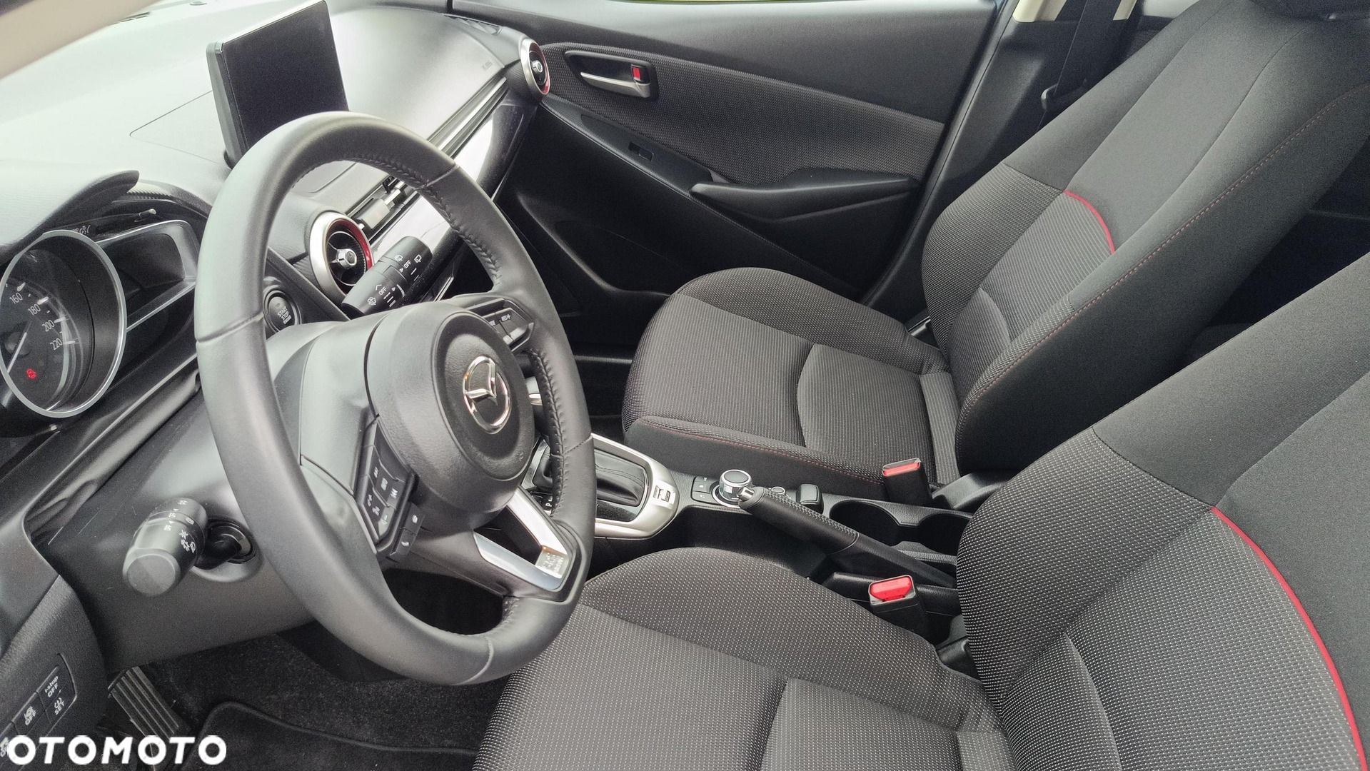Mazda 2 - 14