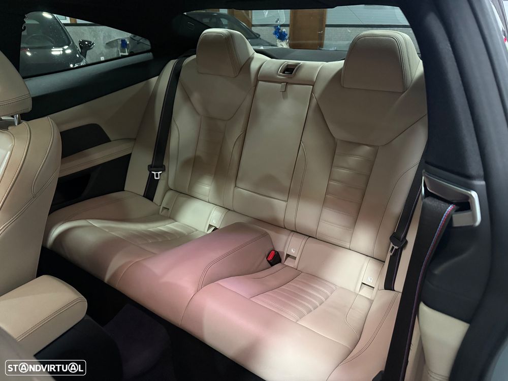BMW 420 d Pack Desportivo M Auto - 12