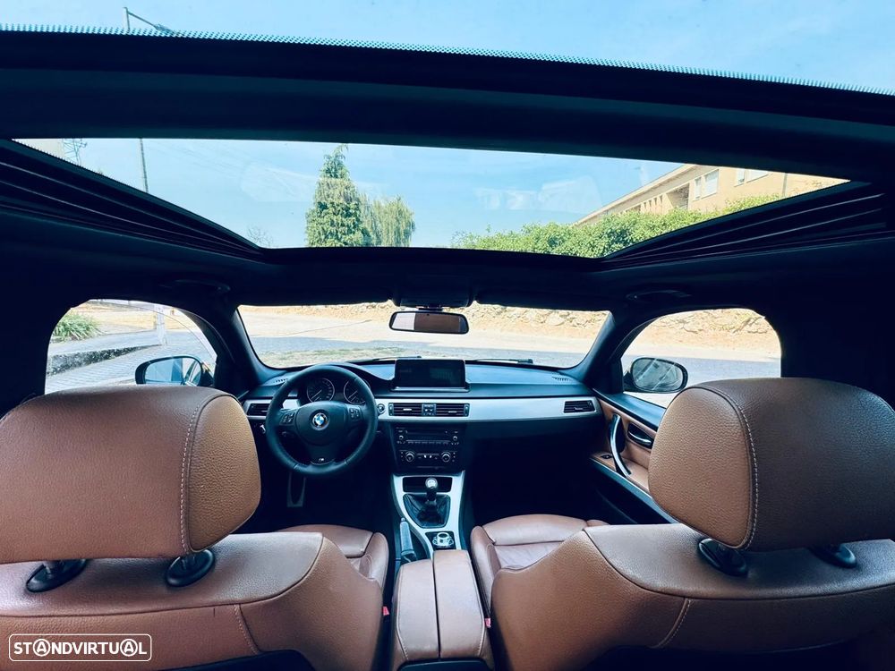 BMW 320 d Touring - 9