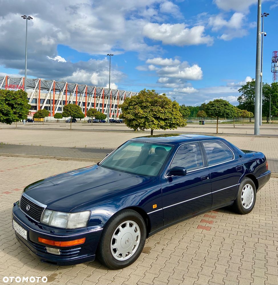 Lexus LS - 8