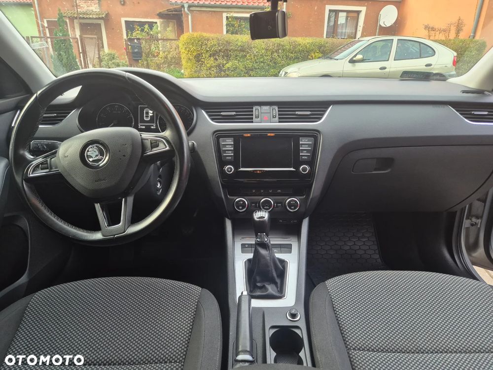 Skoda Octavia - 10