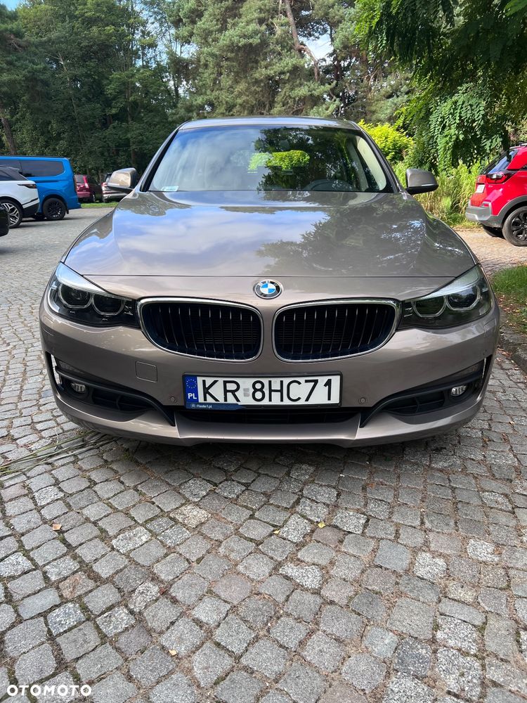 BMW Seria 3 320d xDrive - 1