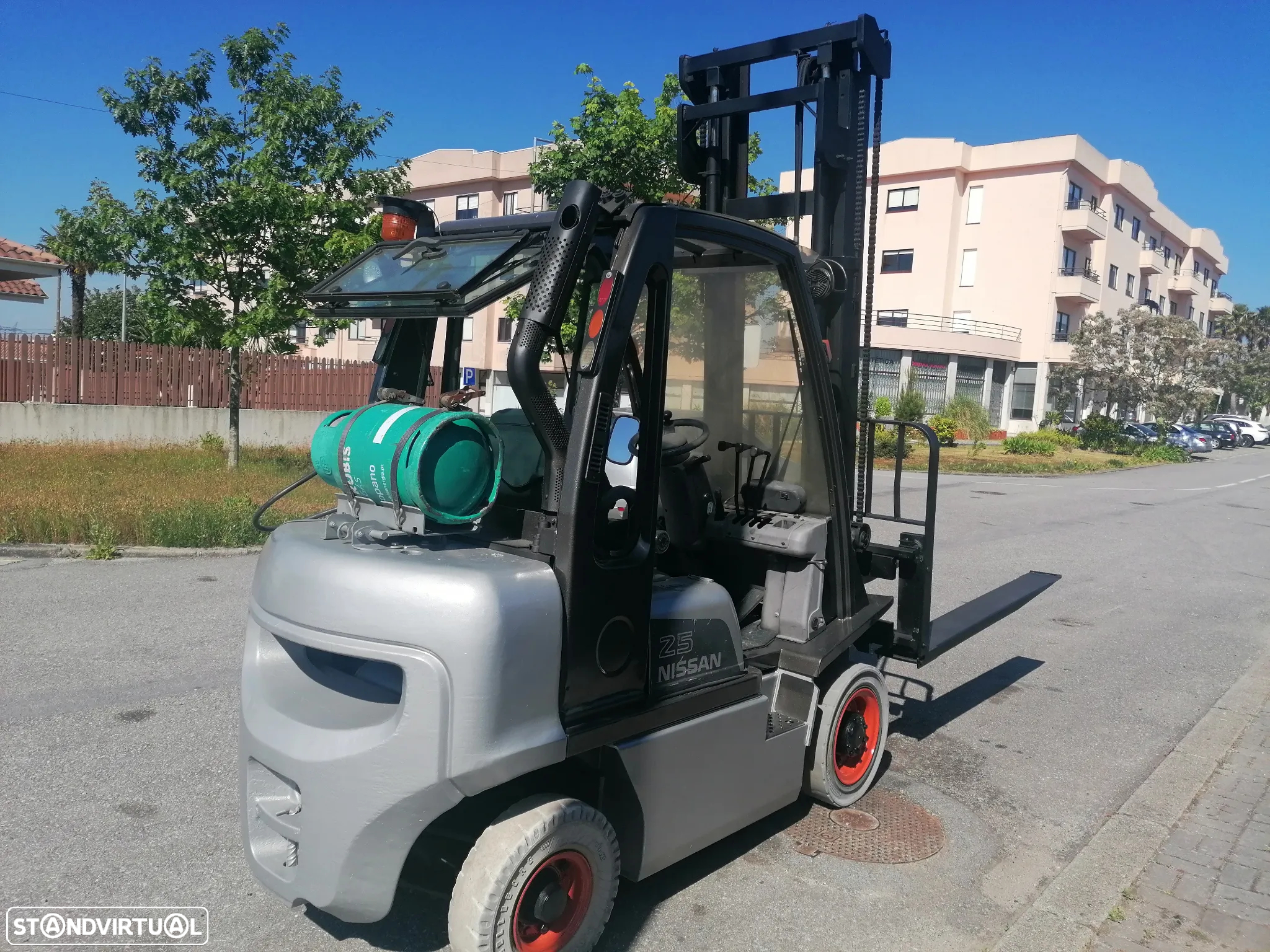 Nissan Empilhador - 2