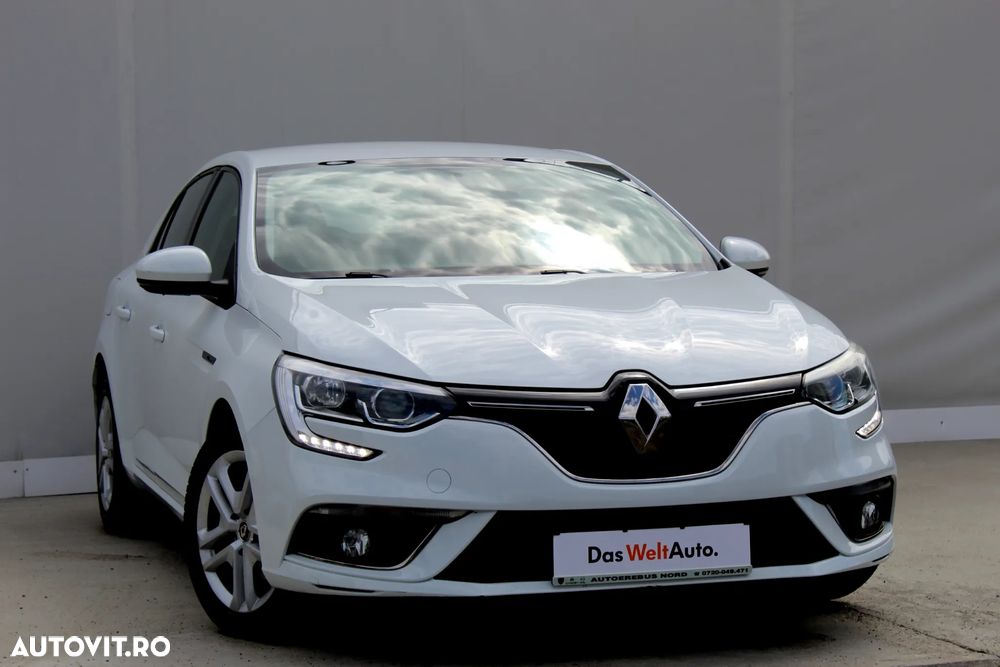 Renault Megane TCe Business - 12