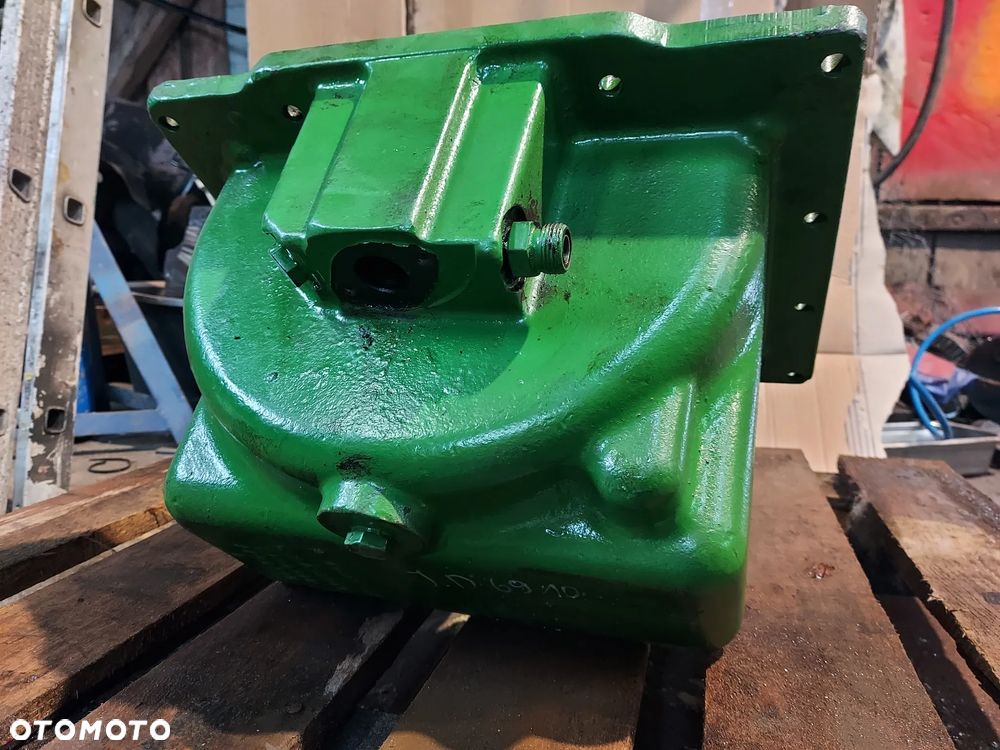 Przystawka przedniego napędu R134577 R124197 Z44 JOHN DEERE 6910 2000R - 5