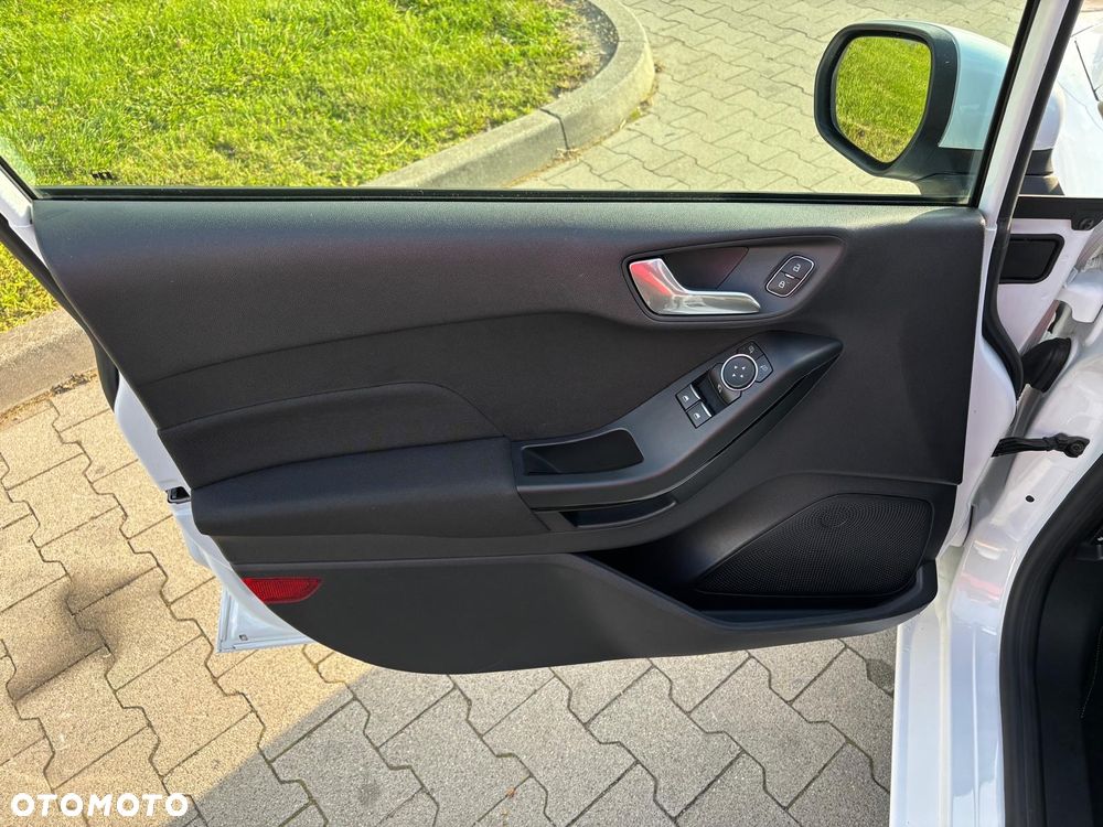 Ford Fiesta 1.1 Connected ASS - 28