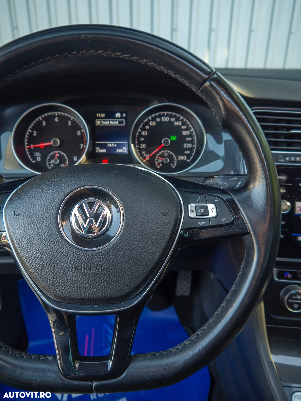 Volkswagen Golf 1.5 eTSI OPF DSG R-Line - 26
