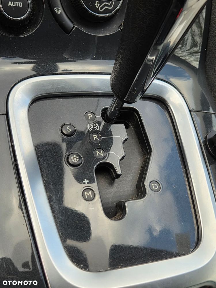 Peugeot 5008 2.0 HDi Family 7os - 23