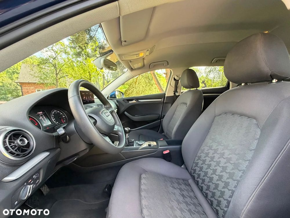 Audi A3 Sportback 2.0 TDI Ambition - 16