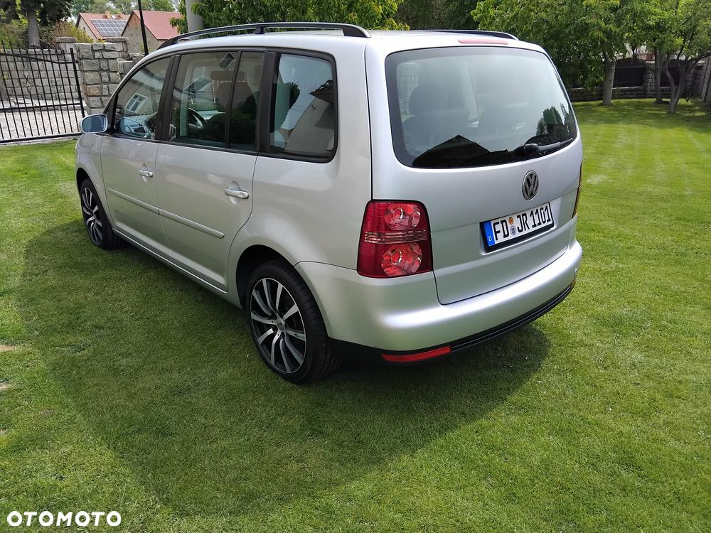 Volkswagen Touran 1.6 Freestyle - 5