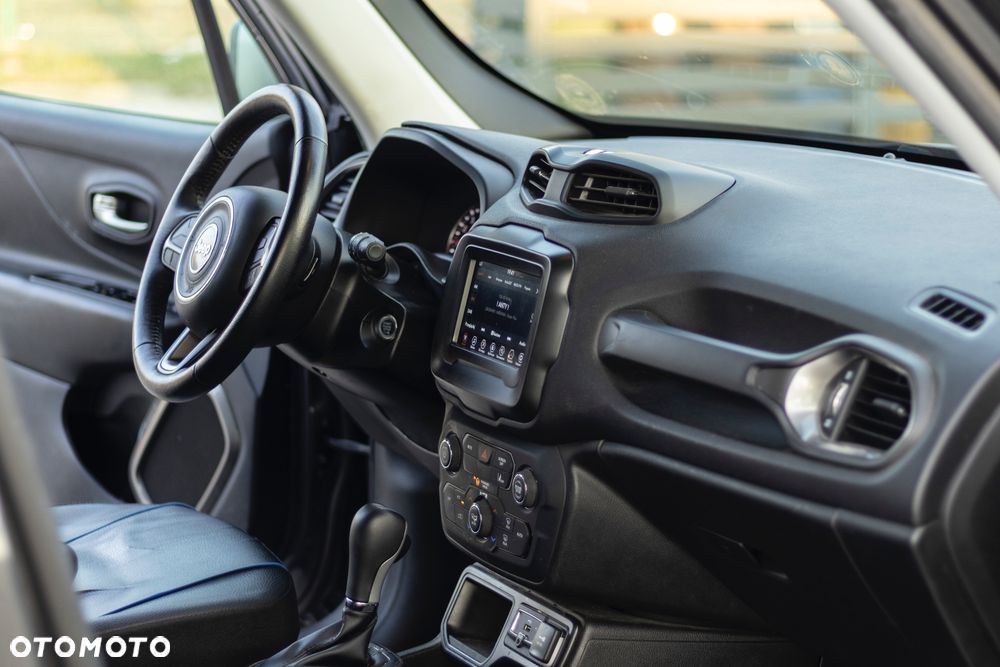 Jeep Renegade 1.5 T4 mHEV Limited FWD S&S DCT - 22