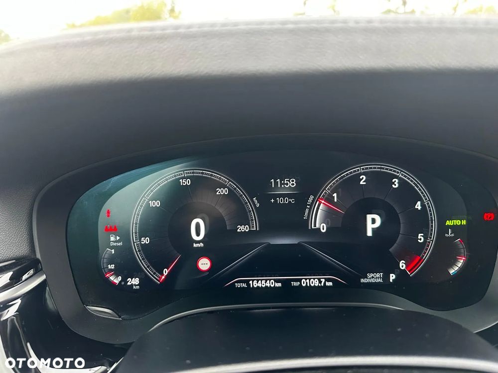 BMW Seria 5 530d Luxury Line - 13