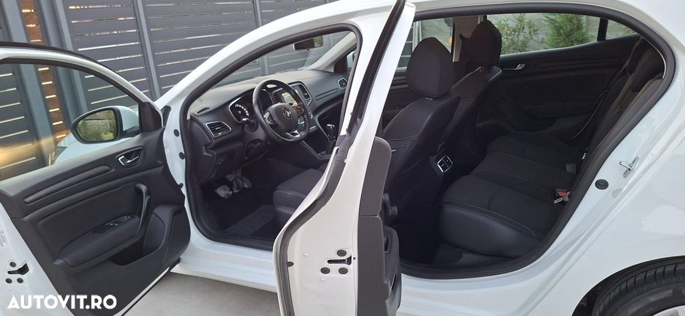 Renault Megane - 23