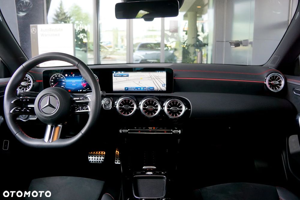 Mercedes-Benz CLA 180 mHEV AMG Line 7G-DCT - 27