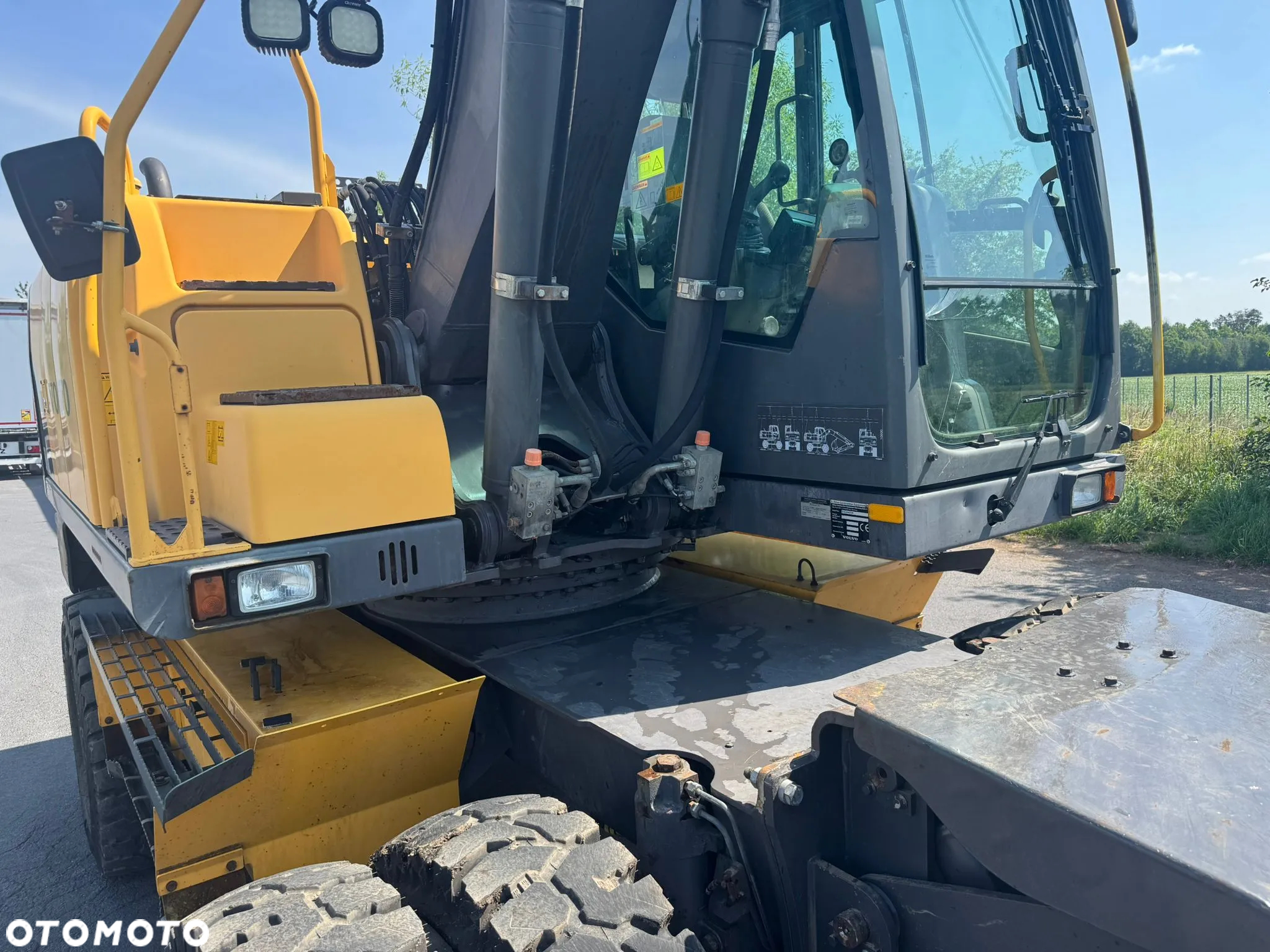 Volvo EW 160C - 11