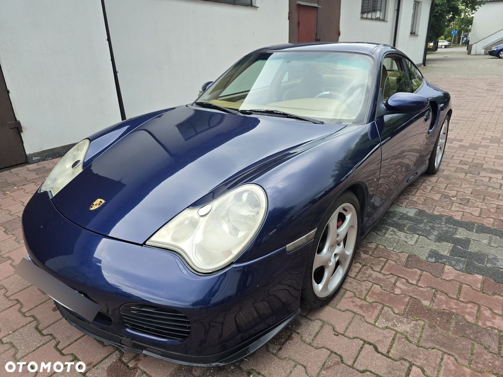 Porsche 911 Turbo - 1