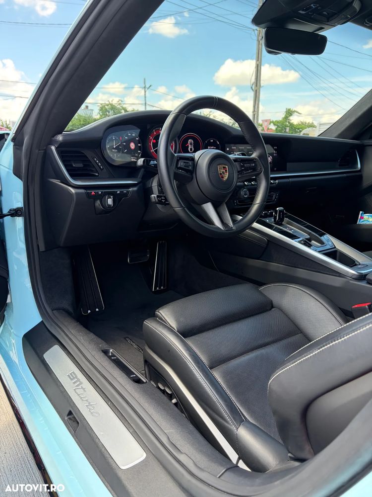 Porsche 911 Turbo PDK - 13