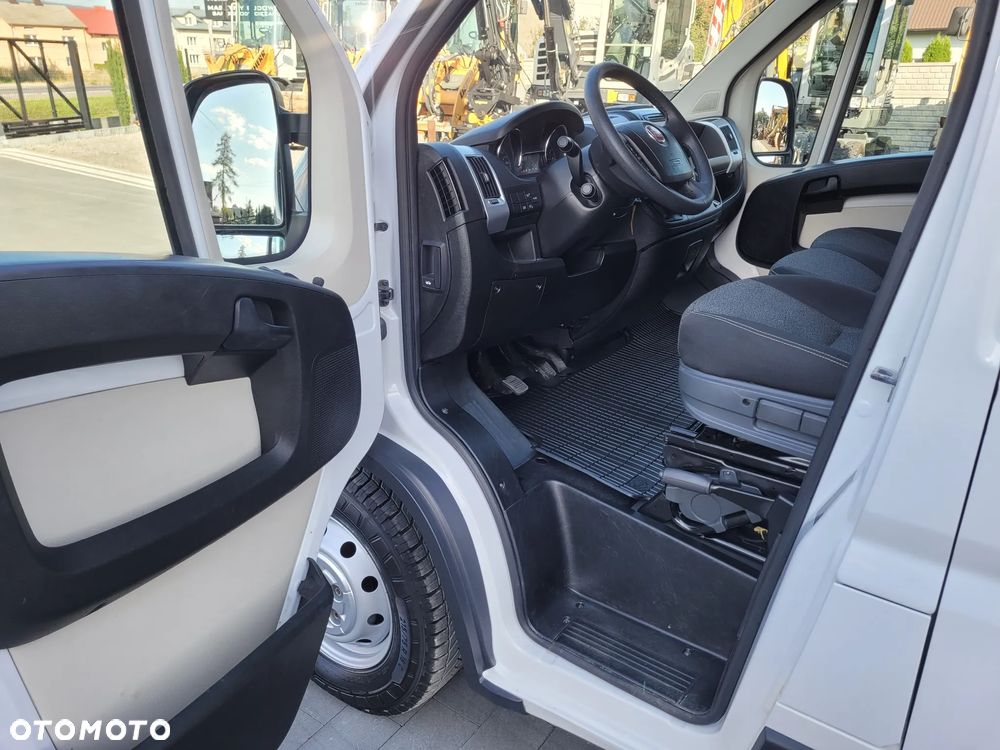 Fiat Ducato / 7 osób / brygadówka / skrzynia / serwisowany / - 24