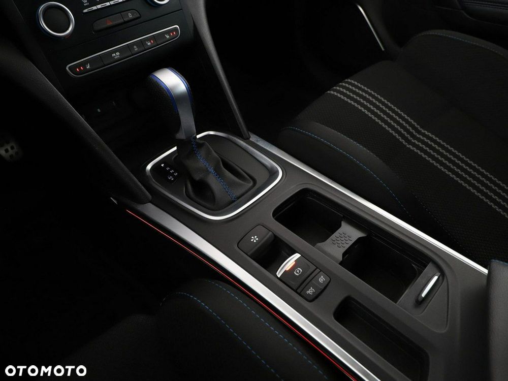 Renault Megane ENERGY TCe 205 EDC GT - 33