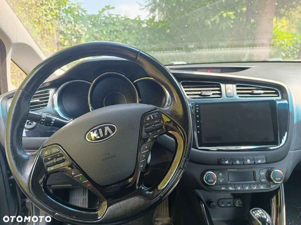 Kia Ceed 1.6 GDI M - 6