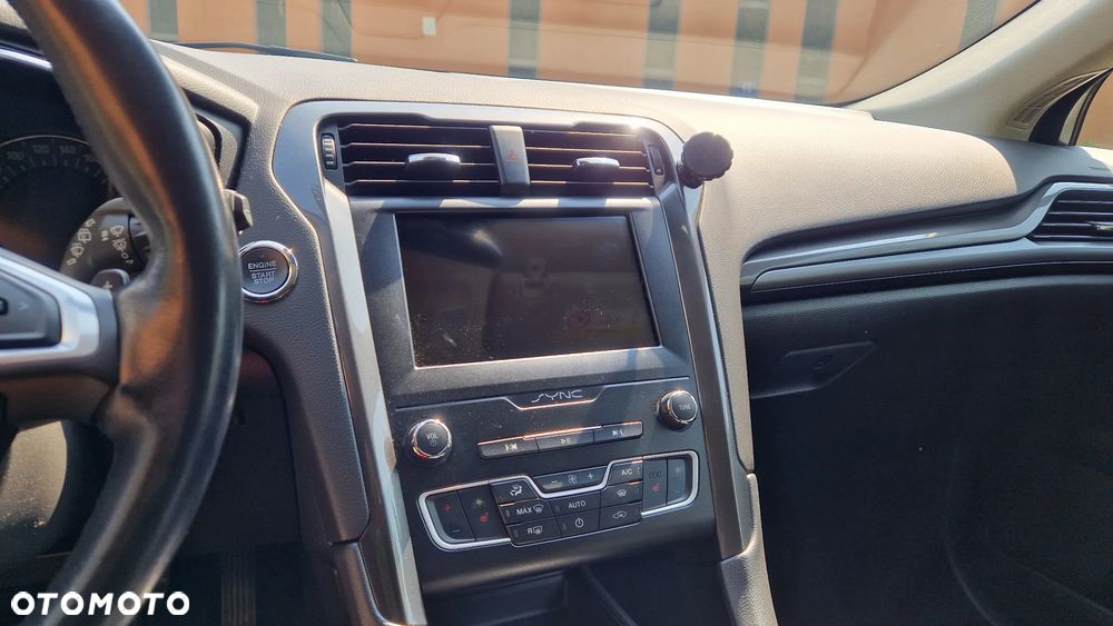 Ford Mondeo 2.0 EcoBlue Titanium - 18