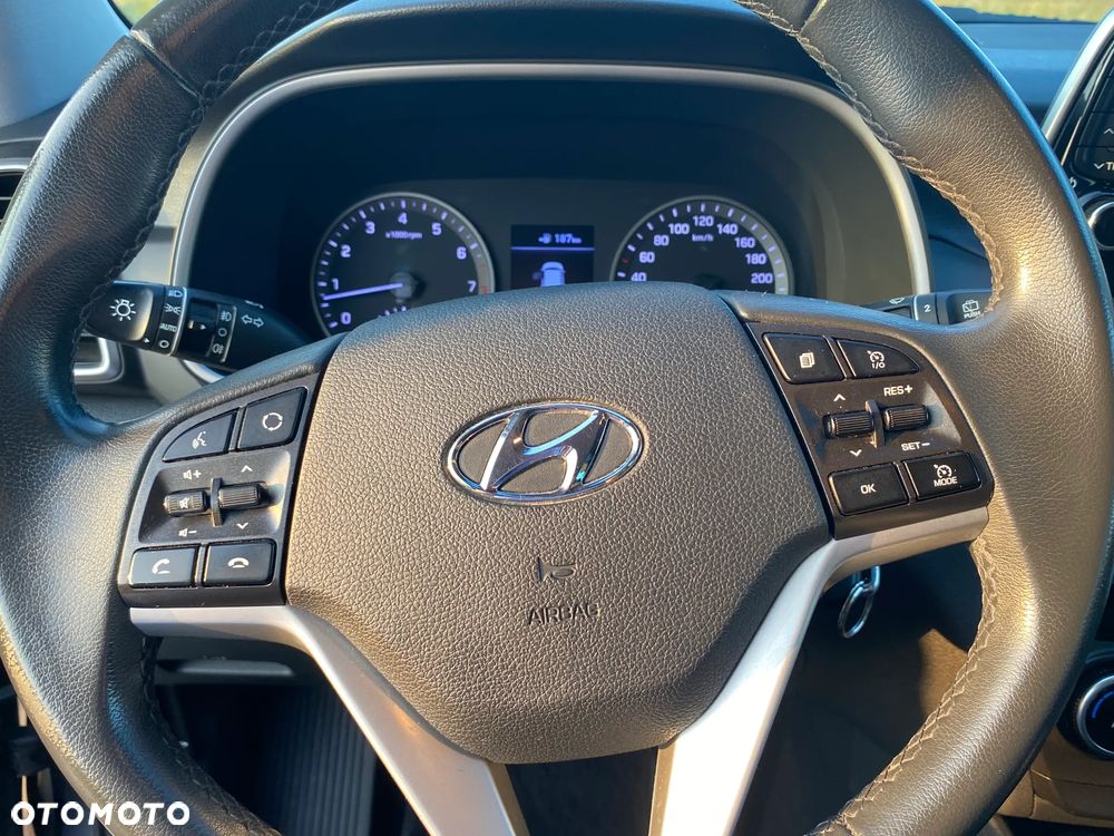 Hyundai Tucson 1.6 GDI BlueDrive Style 2WD - 18