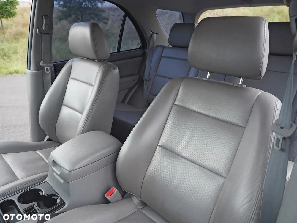 Kia Sorento 3.5 V6 - 12