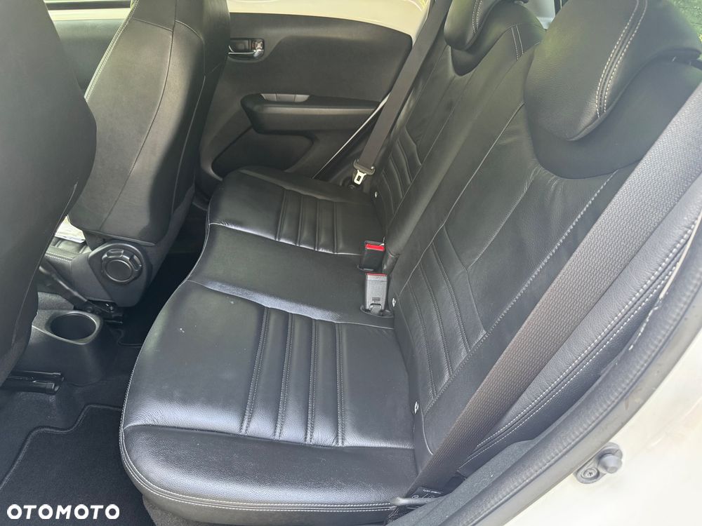 Toyota Aygo 1.0 VVT-i JBL Edition - 10