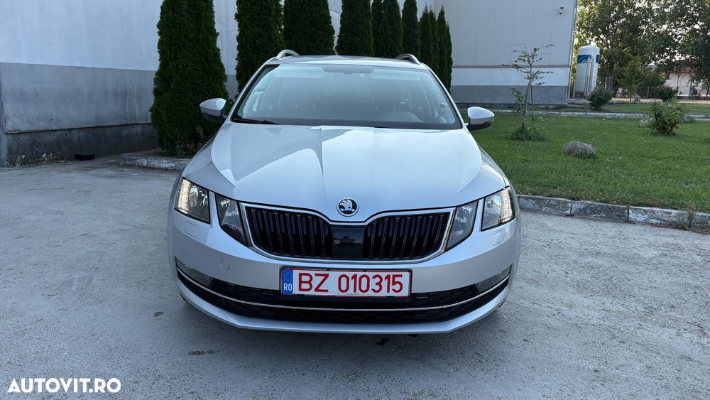 Skoda Octavia - 2
