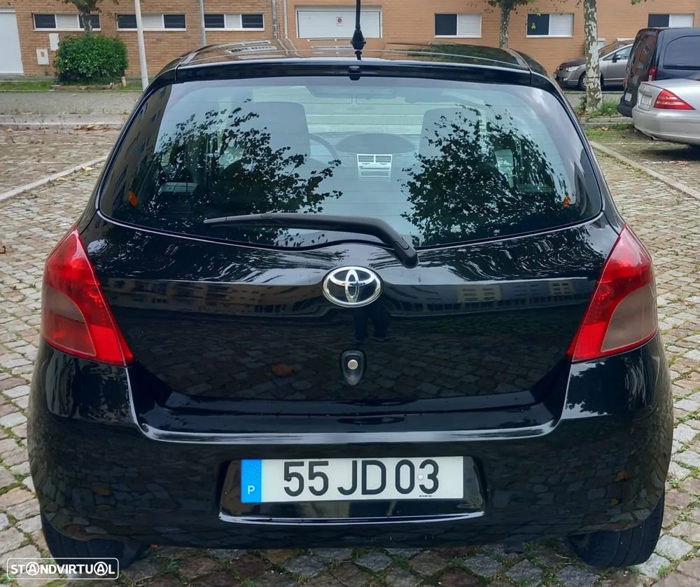 Toyota Yaris 1.4 D-4D Comfort+AC - 11