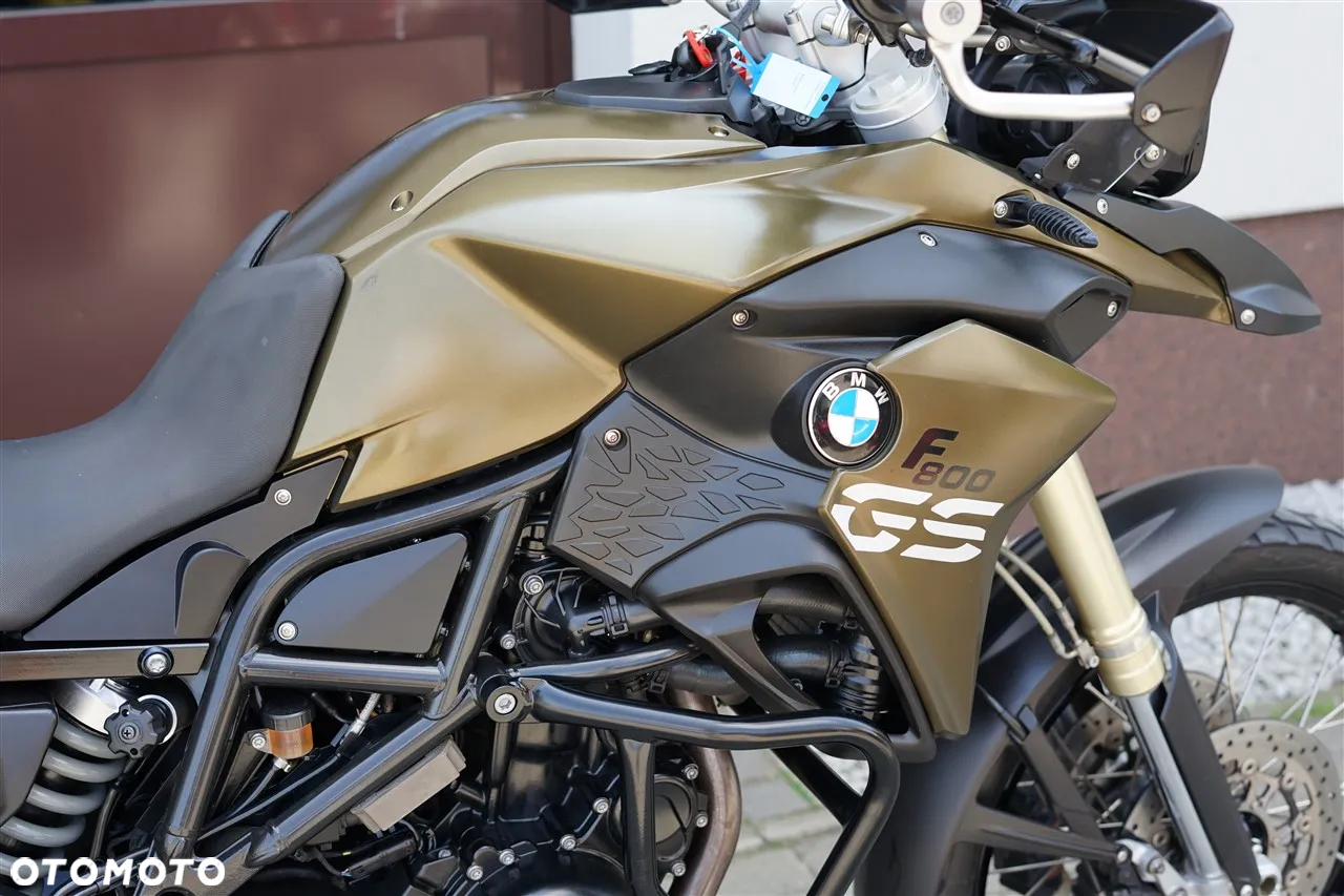 BMW F - 9