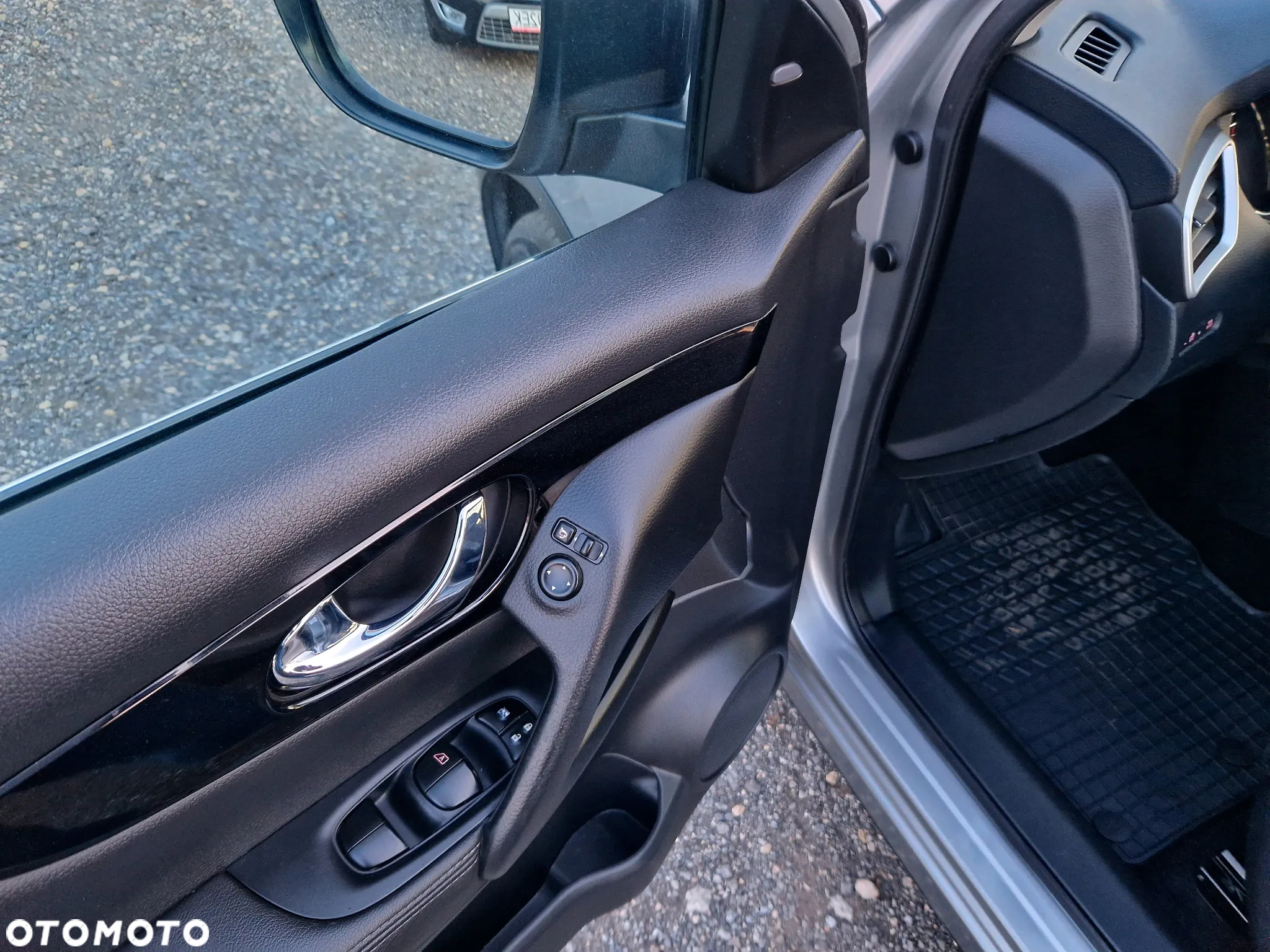 Nissan Qashqai 1.6 DCi Tekna - 12