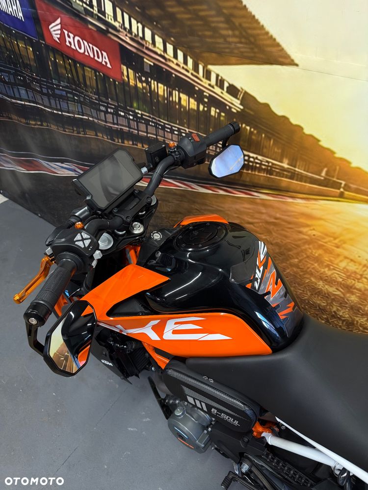 KTM Duke 390 - 4