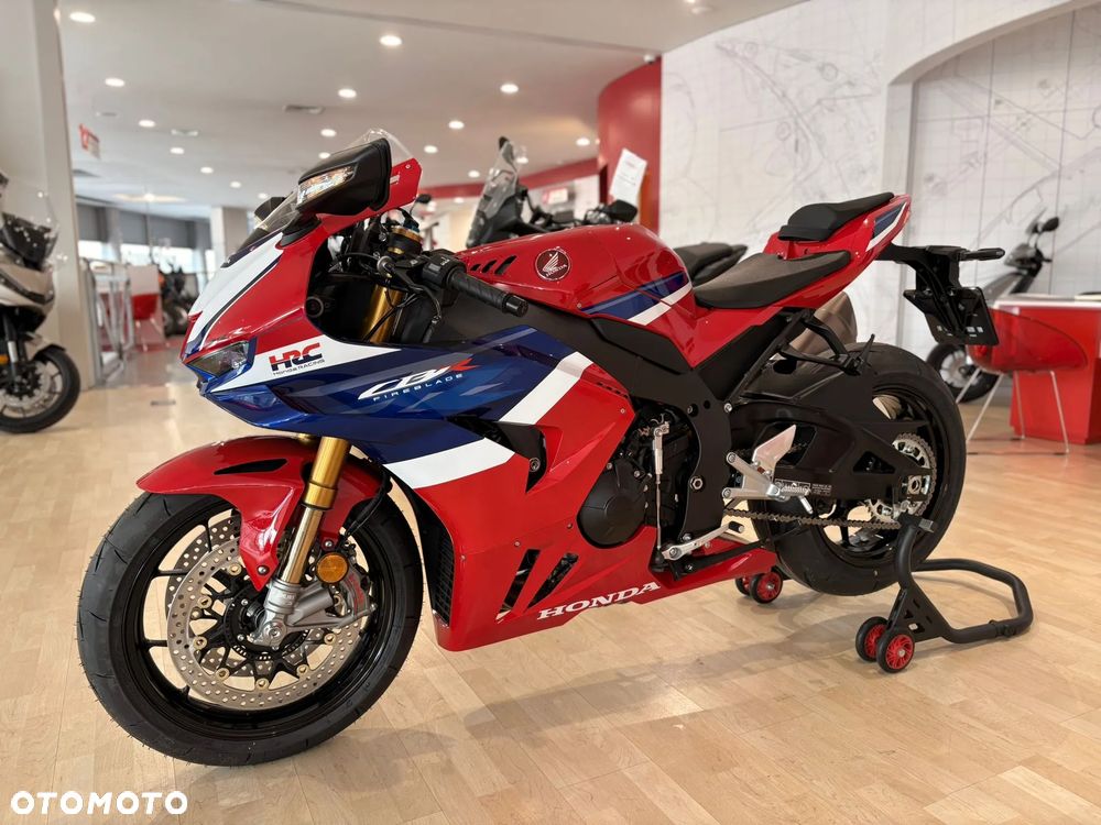 Honda CBR - 8