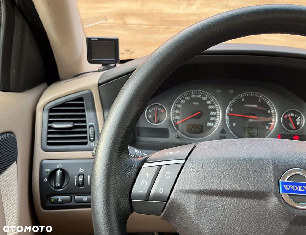 Volvo S60 2.4D Momentum - 37