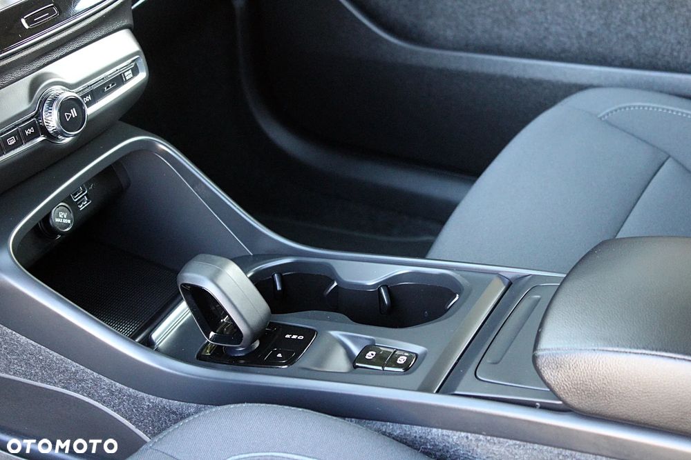 Volvo XC 40 - 21