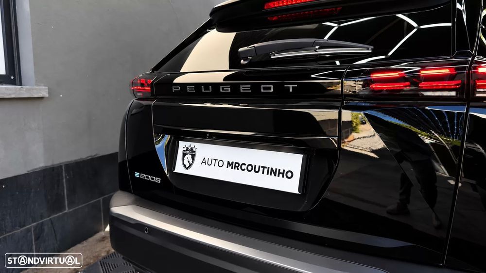Peugeot e-2008 54 kWh Allure - 6