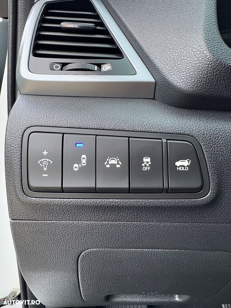 Hyundai Tucson blue 1.7 CRDi 2WD DCT Premium - 15