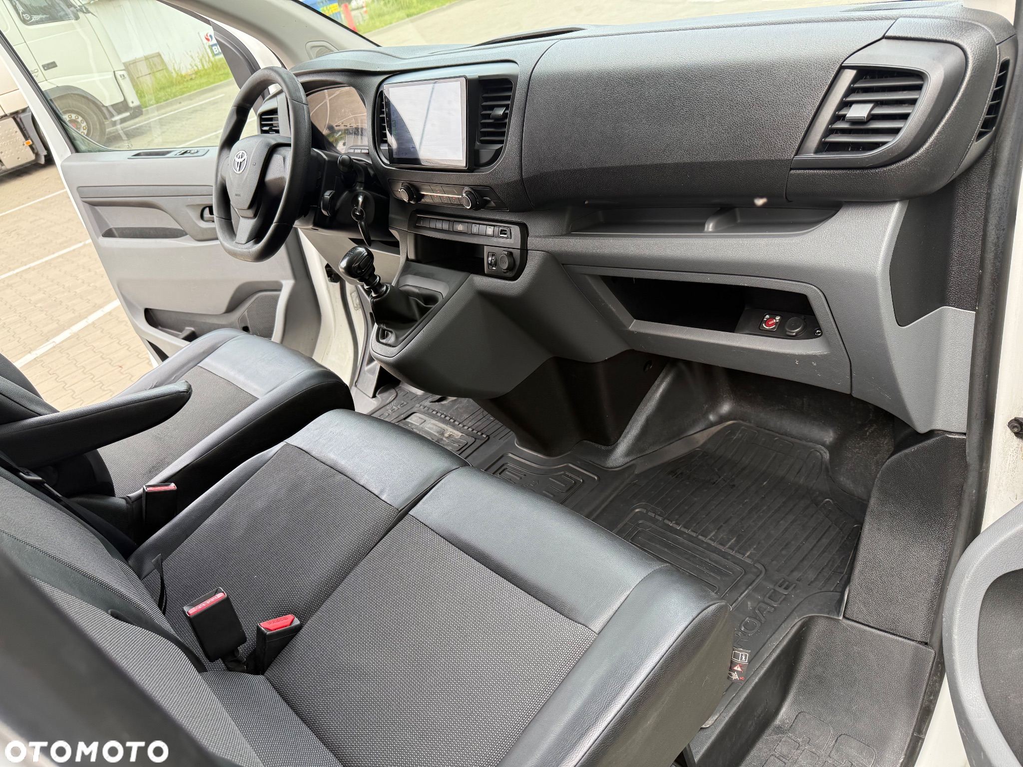 Toyota Proace - 13
