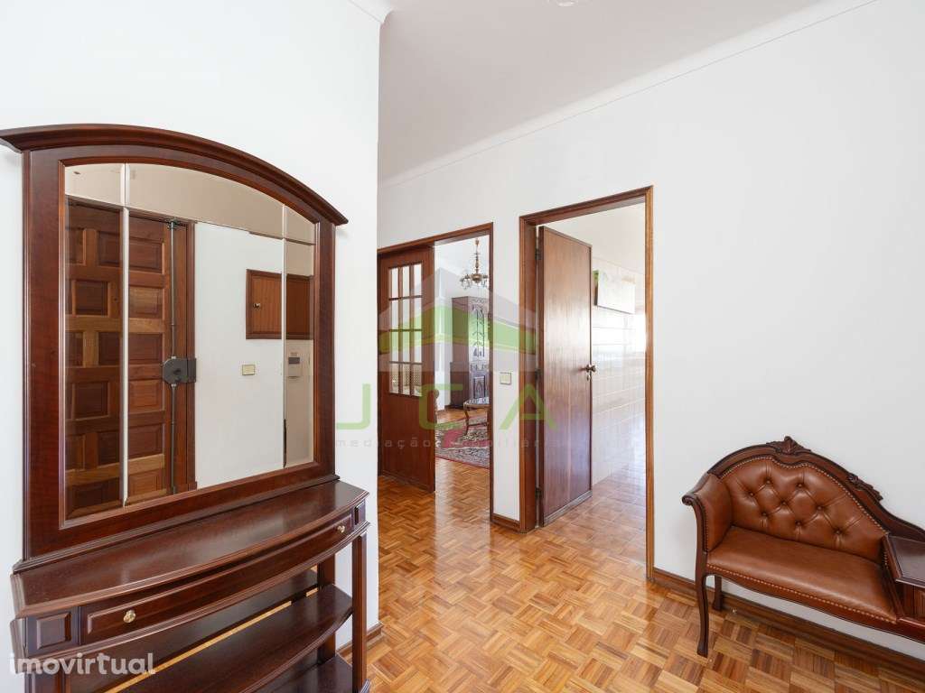 T4 com garagem no centro de Leiria (Maringá) - Grande imagem: 4/40