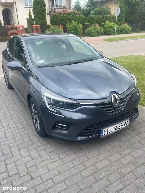 Renault Clio - 1