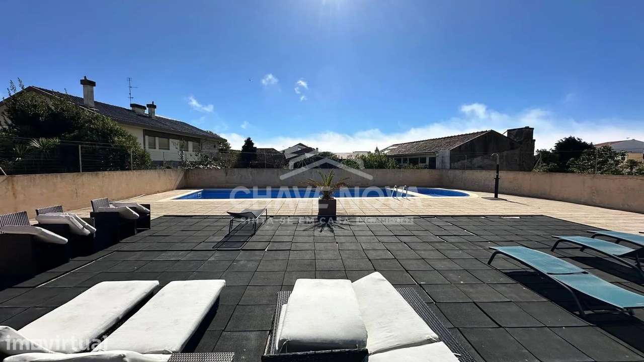 T4 em Condomínio Fechado com Piscina | Centro da Póvoa de Varzim - Grande imagem: 2/33