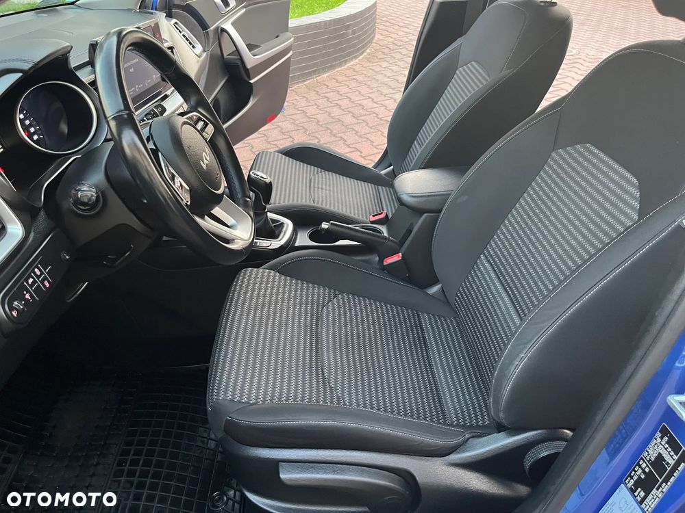 Kia Ceed 1.5 T-GDI M - 18