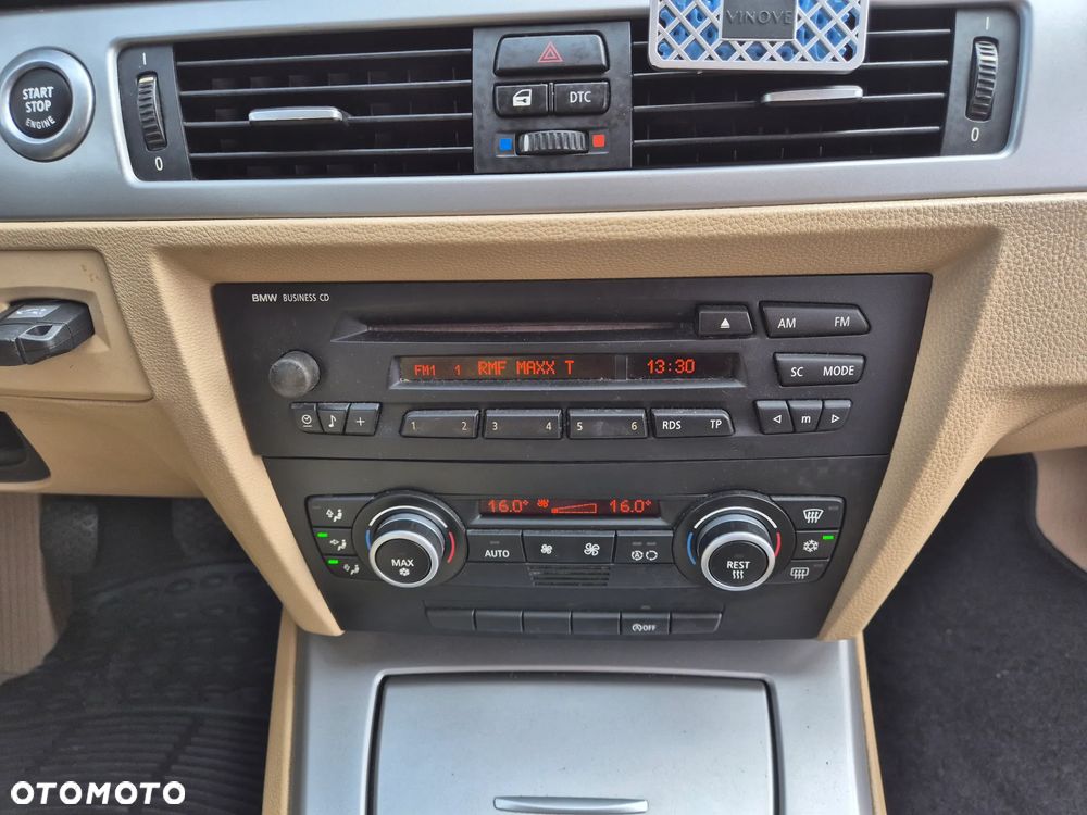 BMW Seria 3 318d - 8