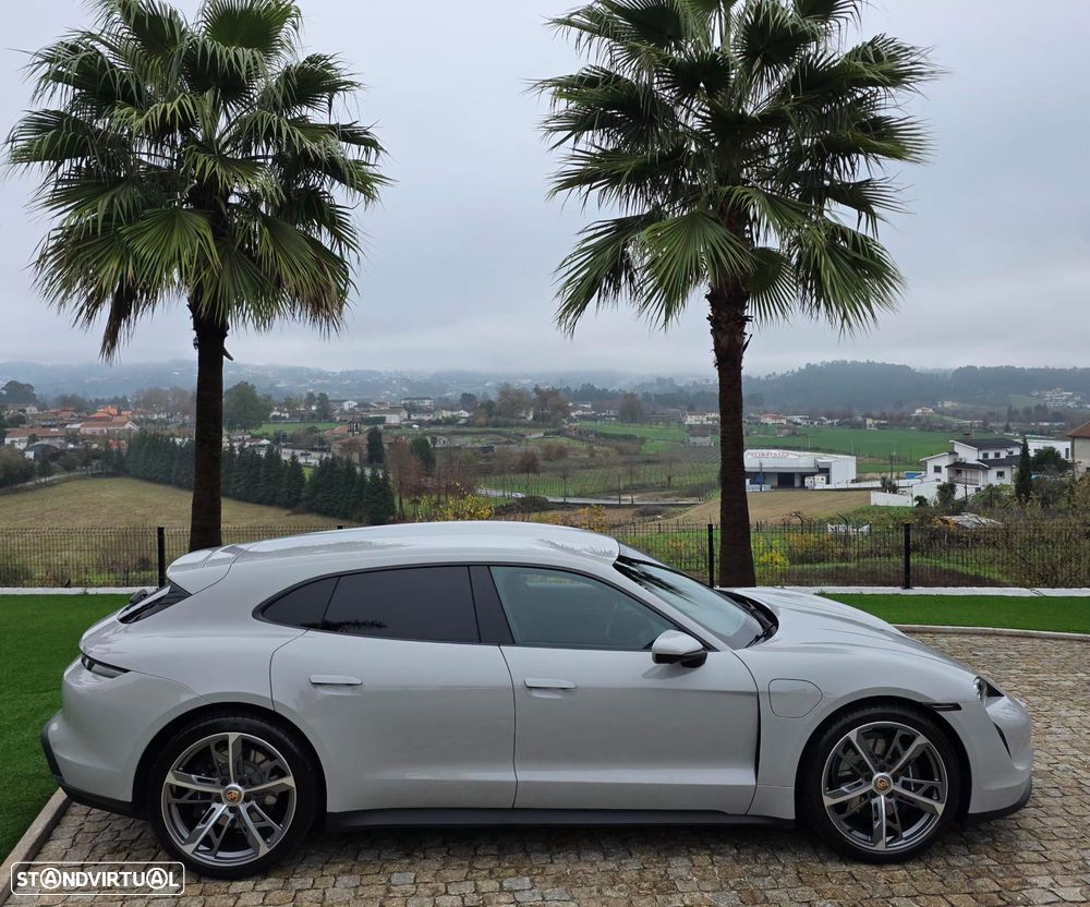 Porsche Taycan Sport Turismo Standard - 9