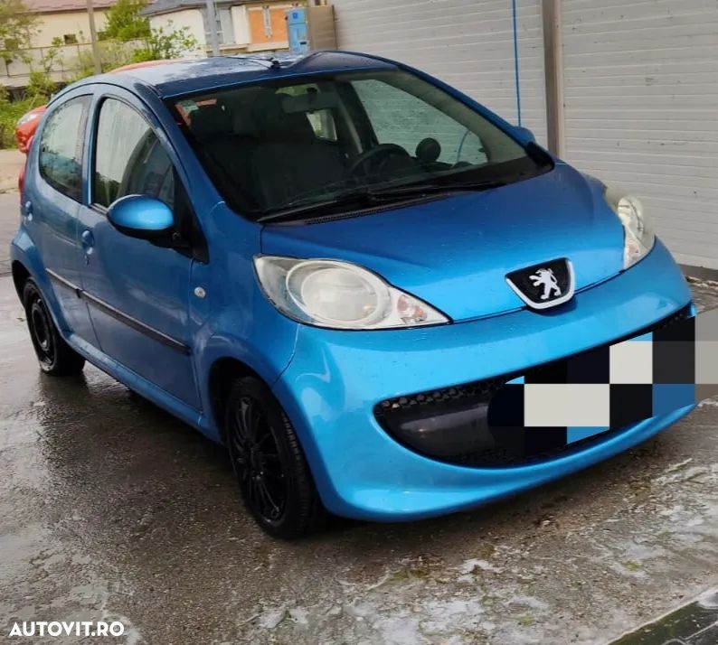 Peugeot 107 One 1.0 E - 12