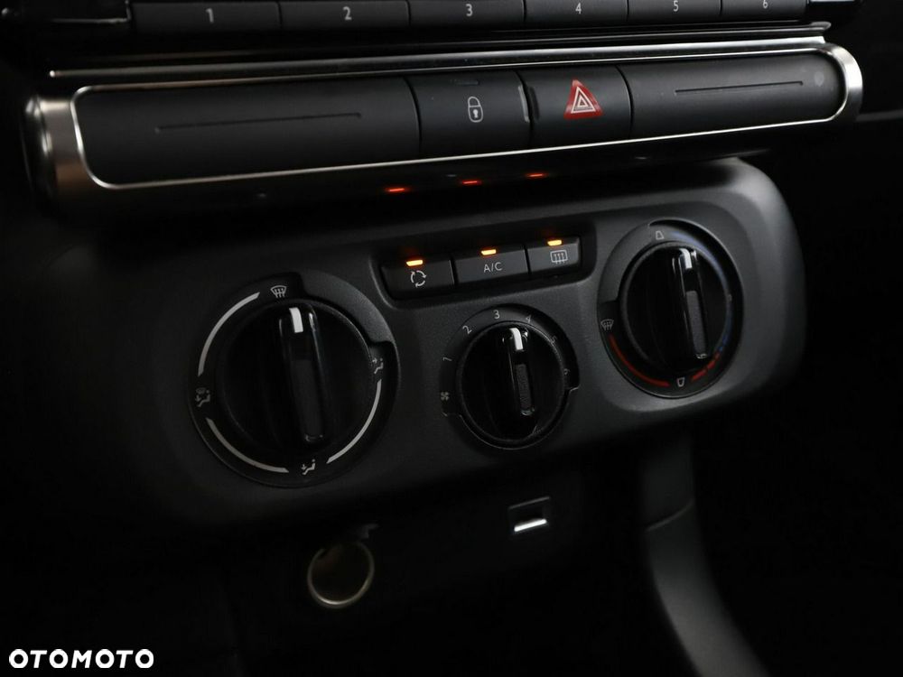 Citroën C3 1.2 PureTech Feel - 25