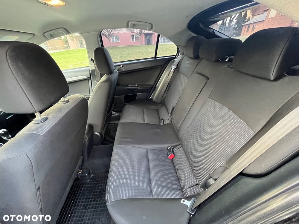 Mitsubishi Lancer 2.0 DID Intense - 22